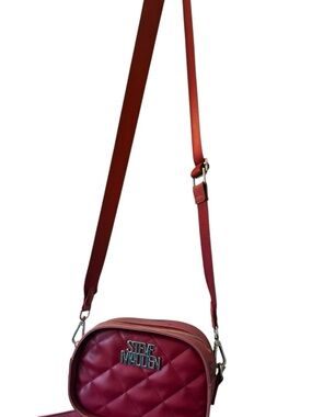 Used Steve Madden Quilted Crossbody Bag in Berry Red